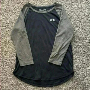Women’s Under Armour 3/4 Heat-gear - Size Small